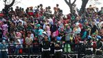 Warga Antusias Melihat Geladi Bersih HUT TNI