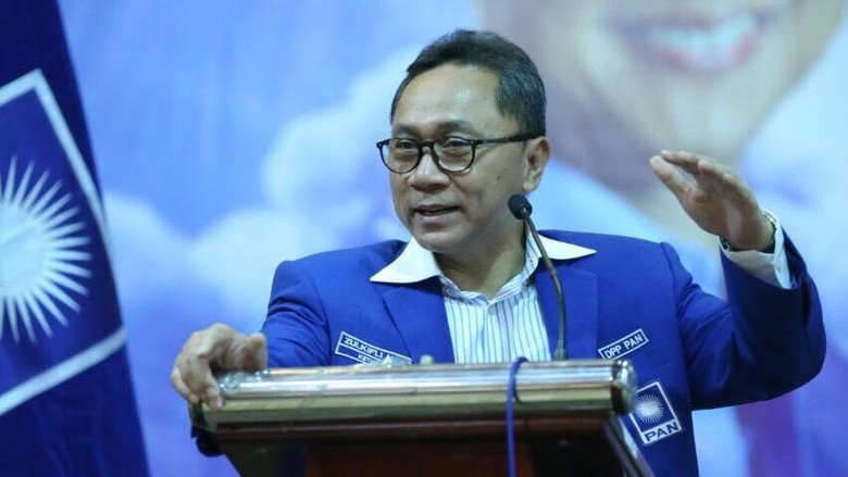 Bicara Pilgub Jabar dengan Prabowo, Ketum PAN: Akan Ada Kejutan Bicara Pilgub Jabar dengan Prabowo, Ketum PAN: Akan Ada Kejutan