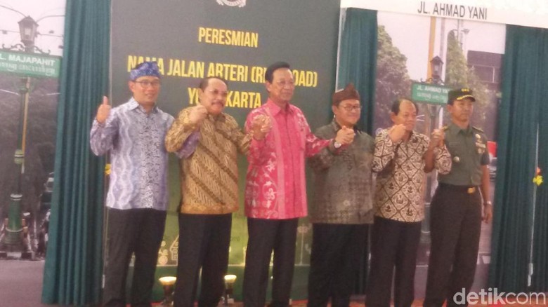 Sultan HB X Serahkan Pelantikan kepada Presiden Sultan HB X Serahkan Pelantikan kepada Presiden