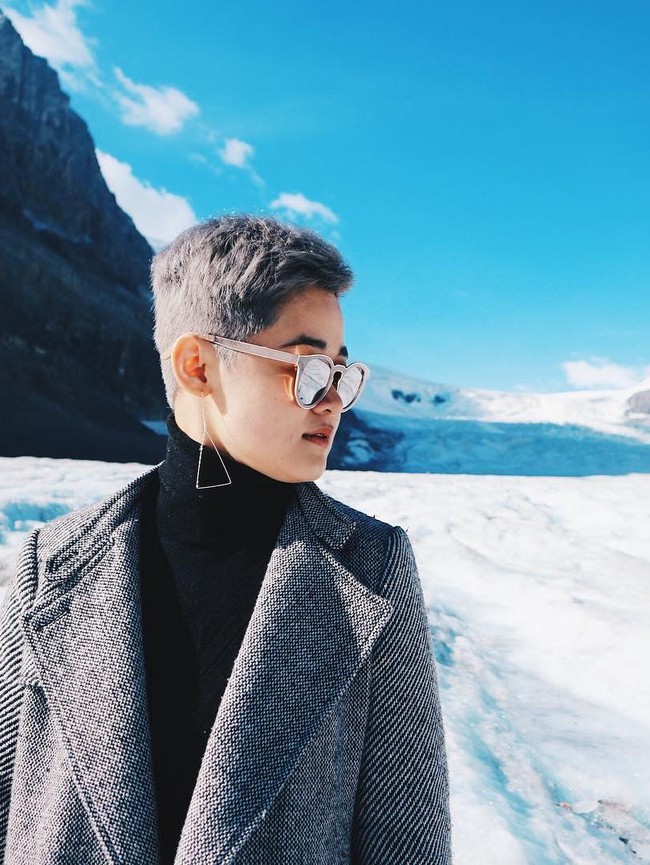 Gaya rambut ala pixie cut ini pun membuat Gisela terlihat manglingi karena sosoknya yang biasa tampil dengan rambut panjang Foto: Instagram