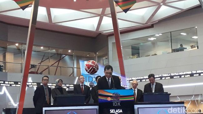 Dapat menawarkan opsi saham perusahaan