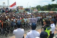 Sekitar 1.100 sopir angkot hadir dalam demo ini