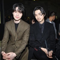 Aktor Korea Lee Dong-wook di fashion show Givenchy (Pascal Le Segretain/Getty Images)