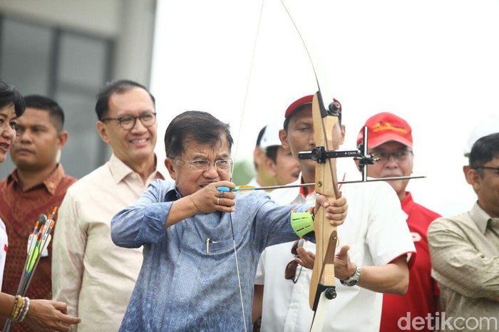 JK: Biar Golkar Selesaikan Konflik Internal Sendiri