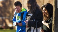 Pelaku menembak mati 20 anak-anak sekolah berumur enam tahun dan tujuh tahun serta enam orang dewasa. Dia pun kemudian bunuh diri. Foto: Getty Images