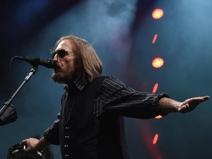 Kabar Meninggalnya Musisi Ini Bikin Bingung Netizen