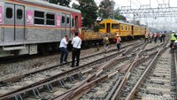 Direktur Utama PT Kereta Commuter Indonesia (KCI) Muhammad Nurul Fadhila mengatakan kereta tersebut akan dibawa ke Dipo Bukit Duri guna melakukan pengecekan (Foto: Tsarina Maharani/detikcom)