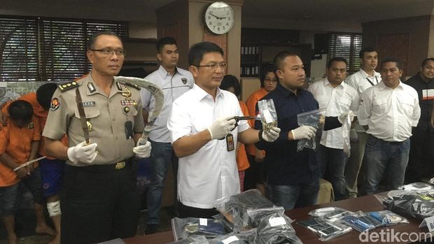 Perampok Nasabah Bank di Ciracas Ditangkap, Kaptennya Didor