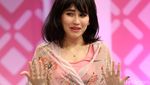 Tanda Merah di Leher Ayu Ting Ting, Bekas Kerokan?