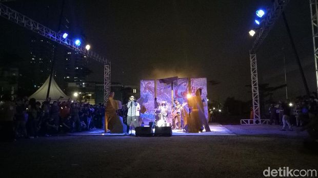 Resmikan Patung Menembus Batas, Djarot Ajak Warga Tebarkan Damai