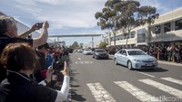 Untuk mengenang mobil-mobil yang diproduksi di Australia, Toyota menggelar parade mobil-mobil yang diproduksi di Australia. Foto: Toyota Australia