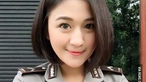 8 Potret Muthia Syahra, Polwan Cantik Viral yang Ternyata Anak Artis