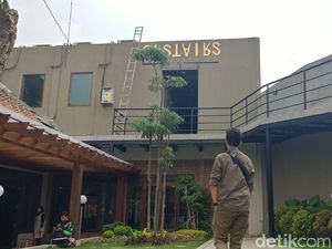 Satpol PP Datangi Bar yang Putar Musik Kencang di Trunojoyo Bandung