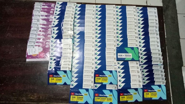 Polisi Bekuk Pencuri Puluhan Kartu Perdana,Korban Rugi Rp 31 Juta Polisi Bekuk Pencuri Puluhan Kartu Perdana,Korban Rugi Rp 31 Juta
