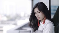 Padahal, selama ini, Isyana Sarasvati mengaku begitu sulit untuk mencoba belajar musik klasik. Foto: Asep Syaifullah/detikHOT