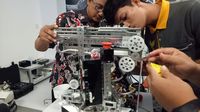 Robot Kreasi Mahasiswa PENS Surabaya Siap Berlaga di Abu Dhabi