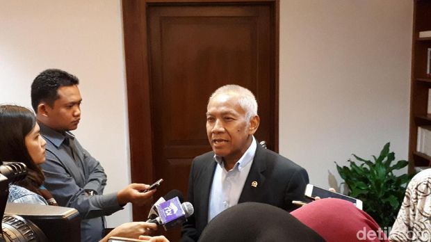Ketua MPR Kehilangan AM Fatwa, Teladan dan Pejuang Bangsa