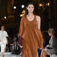 A model walks the runway during the Stella McCartney show as part of the Paris Fashion Week Womenswear Spring/Summer 2018 on October 2, 2017 in Paris, France.  (Photo by Pascal Le Segretain/Getty Images)