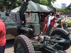 Meriam Buatan Rusia Jadi Primadona Pameran Alutsista di Cirebon