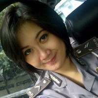 Bripda Annisa Prima Silsilia mulai dikenal dan viral setelah ia menyebar foto cantiknya di halaman Facebook pribadinya. Annisa sendiri bertugas di Bandung. (Foto: Instagram)