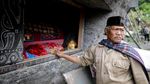 Melihat Manene, Ritual Mengganti Kain Jenazah di Toraja