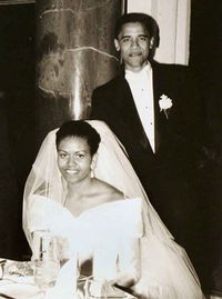 Foto pernikahan Obama dan Michelle.