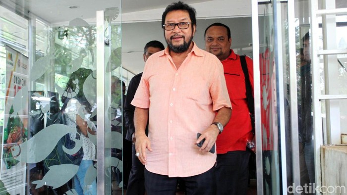 Yorrys: Ditahan Ya Wajib, Kenapa Setya Novanto Tak Bisa Ditahan?