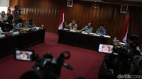 Anggota Ombudsman Ahmad Suadi menyatakan seharusnya First Travel ditutup oleh Direktorat Pajak. Sebab, First Travel tidak pernah membayar pajak sejak 2016.