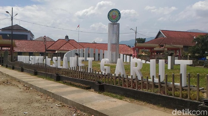 RSUD dr. Slamet