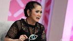 Rokok dan Nyanyi, Ini yang Dipilih Vina Panduwinata
