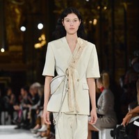A model walks the runway during the Stella McCartney show as part of the Paris Fashion Week Womenswear Spring/Summer 2018 on October 2, 2017 in Paris, France.  (Photo by Pascal Le Segretain/Getty Images)