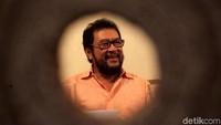 Yorrys memberikan keterangan pers terkait isu pemecatan dirinya dari Korbid Polhukam Golkar di kawasan Senayan, Jakarta, Rabu (4/10/2017).