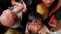 Anak-anak ini sangat membutuhkan perhatian dan bantuan. REUTERS/Damir Sagolj.