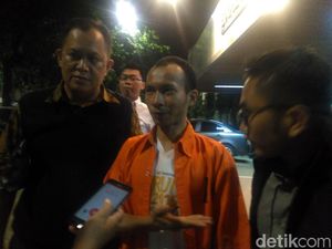 Bos Saracen Curi KTP hingga Ijazah untuk Buat Facebook Palsu