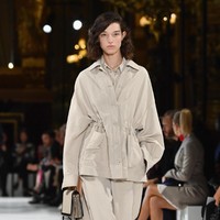 A model walks the runway during the Stella McCartney show as part of the Paris Fashion Week Womenswear Spring/Summer 2018 on October 2, 2017 in Paris, France.  (Photo by Pascal Le Segretain/Getty Images)