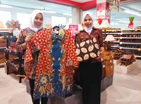 Serba Diskon Batik di Pasar Kaget Transmart dan Carrefour