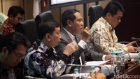 Rapat digelar di gedung DPR, Senayan, Jakarta, Rabu (4/10/2017). Rapat dipimpin Ketua Komisi II DPR Zainuddin Amali.