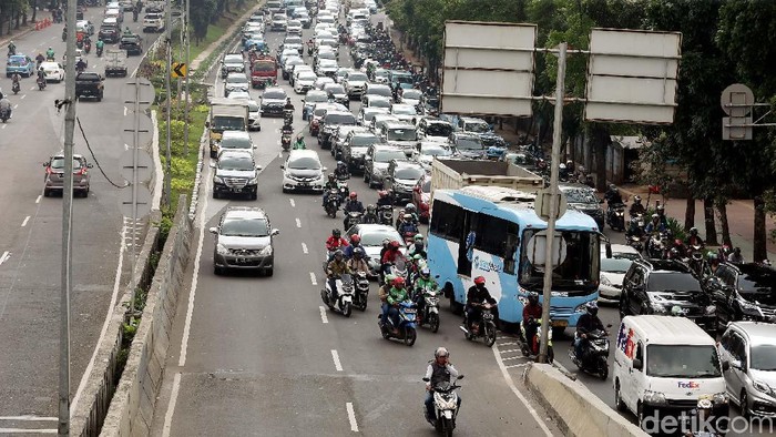 Antisipasi Pemotor Bandel di JLNT Casablanca, Polisi Siaga