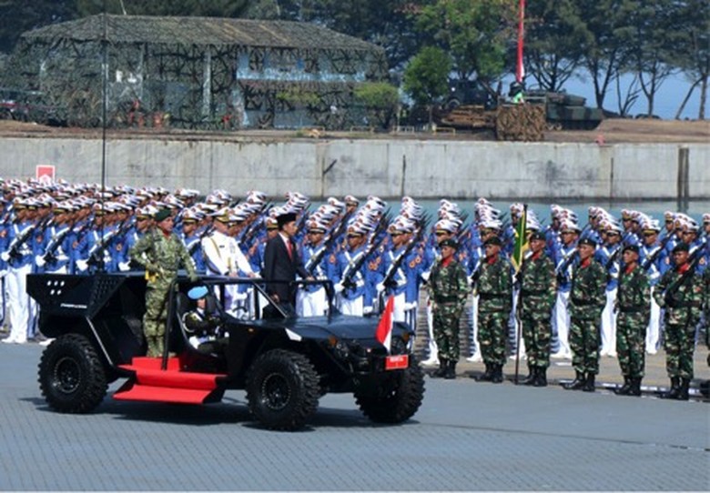 Jejak Karir Letjen Edy Rahmayadi, dari Danton hingga Pangkostrad Jejak Karir Letjen Edy Rahmayadi, dari Danton hingga Pangkostrad