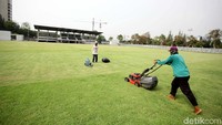 Desain panahan juga mengacu kepada peruntukan Asian Games 2018, tampak pada lapangannya yang kini menyesuaikan dengan standar internasional. Selain rumput yang digunakan sama seperti rumput Stadion Utama GBK Zoysia matrella atau rumput manila, ada perbedaan pada paving untuk garis tembak (shooting line) yang berjarak 70 meter, kemudian panjang line 100 meter. Sementara lebar paving dari lapangan selebar 15 meter.