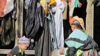 Karena sudah makin panjang garis keturunannya, kini tidak semua anak berwajah Eropa. Namun, masih ada kemungkinan gen yang diturunkan oleh orang tua mereka (Dok. CNN Travel)