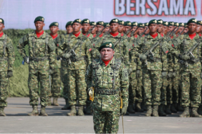 Mengenal Pangkostrad Edy Rahmayadi, Komandan Upacara HUT ke-72 TNI