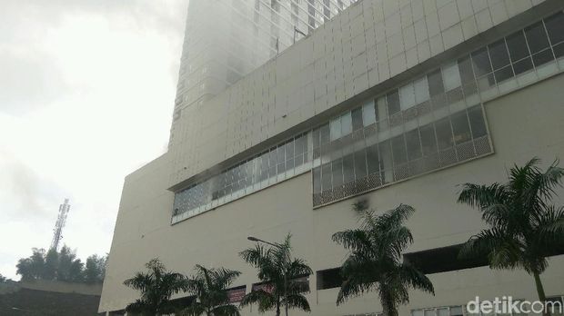  Apartemen Cinere Bellevue kebakaran, Kamis (5/10/2017)