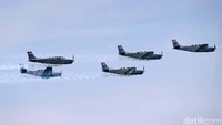 17 unit Pesud FIX Wing juga ikut meramaikan HUT TNI ke-72.