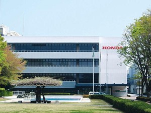 Honda Mobil Curhat Sulit Penuhi Permintaan Konsumen Akibat Semikonduktor