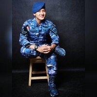 Inilah anggota TNI Angkatan Udara yang juga dikenal sebagai selebgram (selebriti Instagram), Dhuha Yuu Al Fatih. Followers Dhuha di Instagram lebih dari 308 ribu. Halaman komentar Instagramnya setiap hari dihiasi tulisan wanita yang memuji kegantengannya. Foto: Dok. Instagram