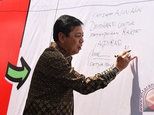 Potret Novanto Pakai Jam Mewah Richard Mille, Bareng Trump dan di DPR