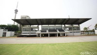 Beberapa perubahan terlihat cukup signifikan pada stadion tersebut. Dari segi fasilitas tribune penonton yang awalnya menggunakan beton sebagai alas duduk, kini menggunakan single seat dengan tambahan tribun VIP. Letaknya berada di lantai dua. Di lantai itu juga sudah dilengkapi dengan ruang monitoring.