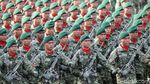 Keren! Beragam Atraksi Pasukan di HUT TNI