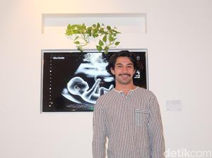 Perdana Bikin Karya Seni, Reza Rahadian Ikut ICAD 2017